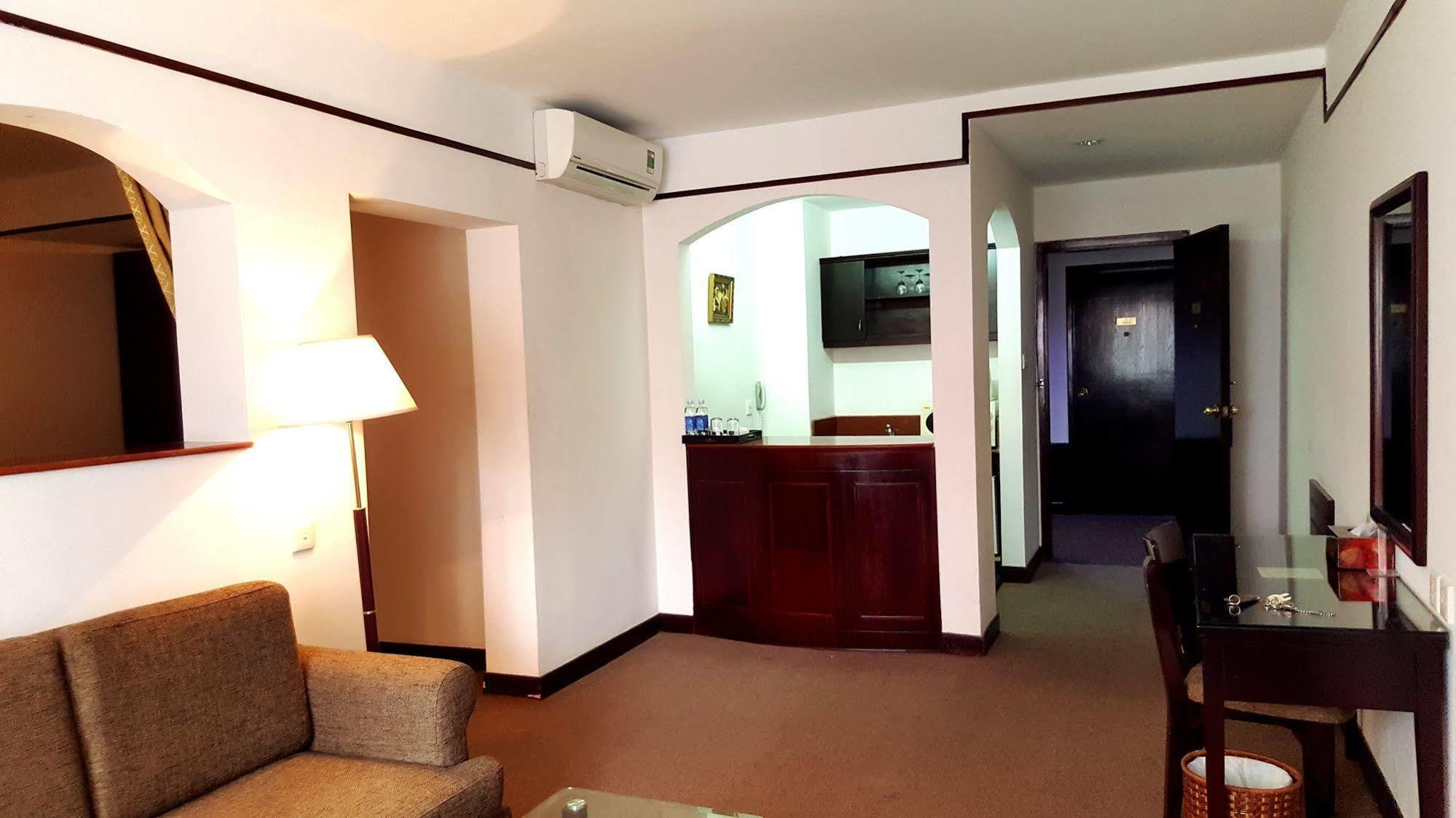 האנוי Capital Garden Hotel מראה חיצוני תמונה